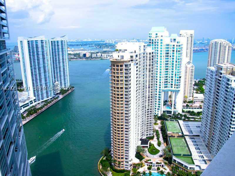 ICON BRICKELL - Residential