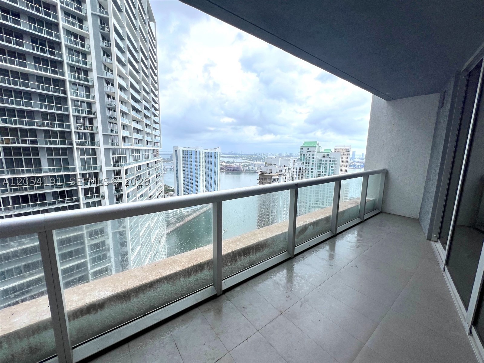 ICON BRICKELL - Residential