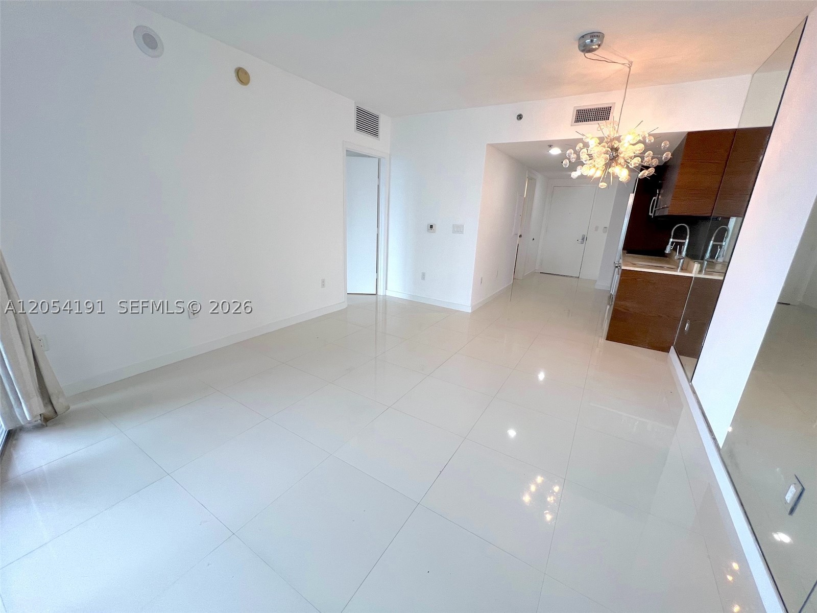 ICON BRICKELL - Residential