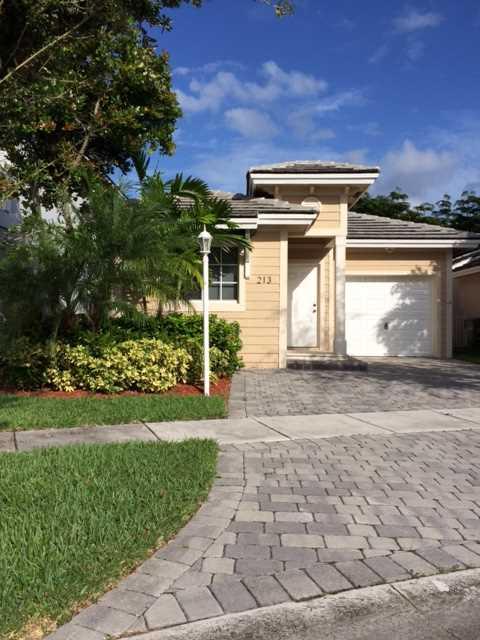 Great single family home. One-story 3Bed 2Bths 1 car-garage .  Living room opens to a lovely courtyard. Ample master bedroom with walking closet. Tiled. Located in Isles of Oasis with an amazing Clubhouse. Centrally located close to expressway connections , minutes from Miami and Florida Keys.