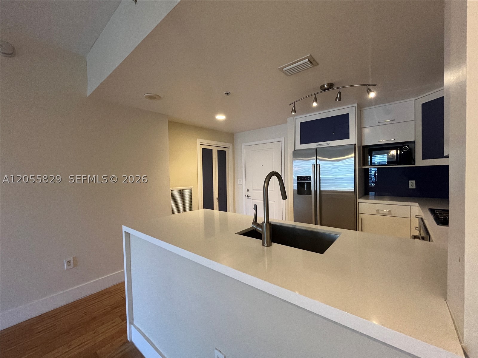 TEN ARAGON CONDO - Residential Lease