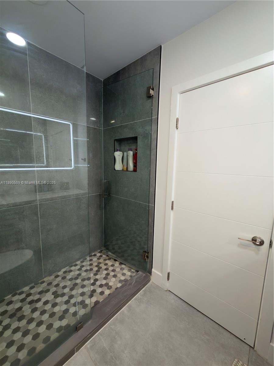 ENCHANTED LAKE SEC 4 - Residential