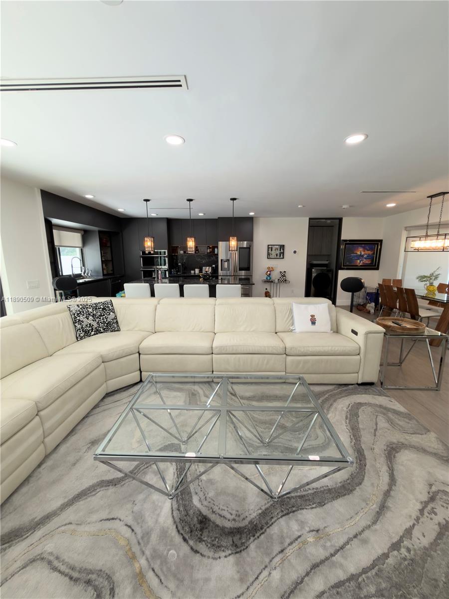 ENCHANTED LAKE SEC 4 - Residential