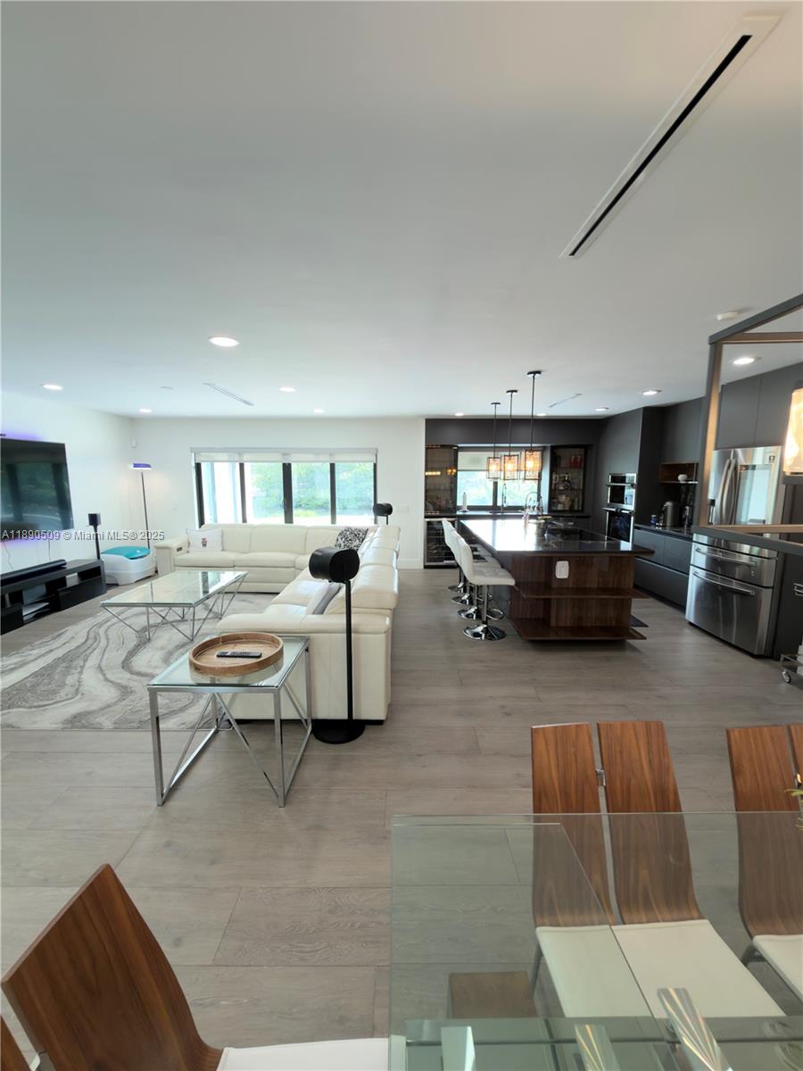 ENCHANTED LAKE SEC 4 - Residential