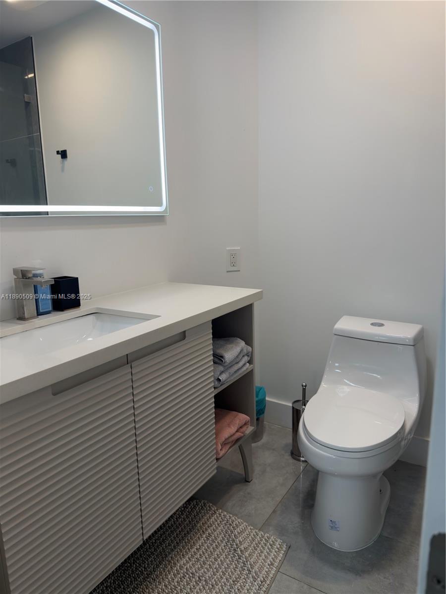 ENCHANTED LAKE SEC 4 - Residential