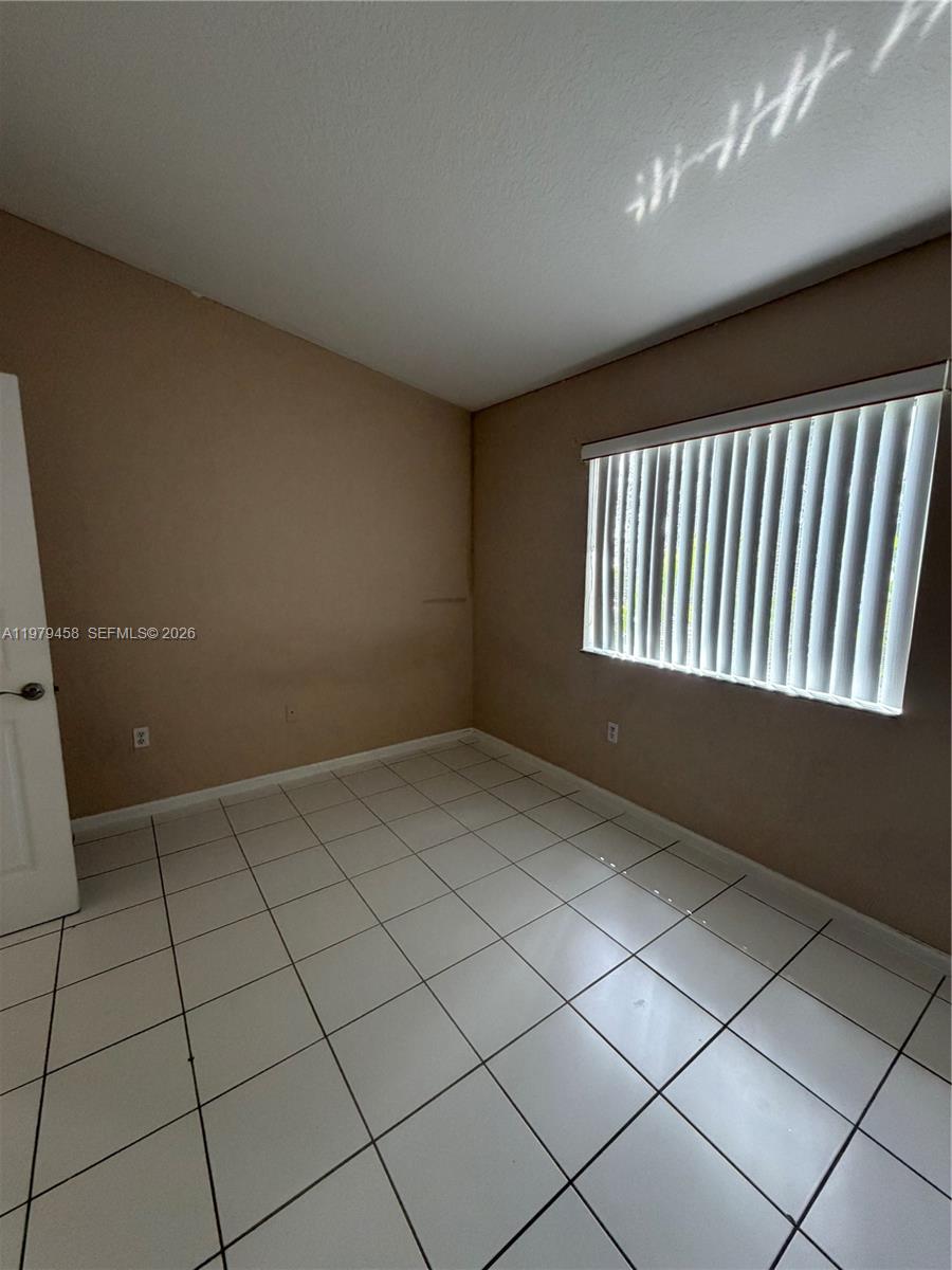 COVE AT BRIAR BAY CONDO - Residential