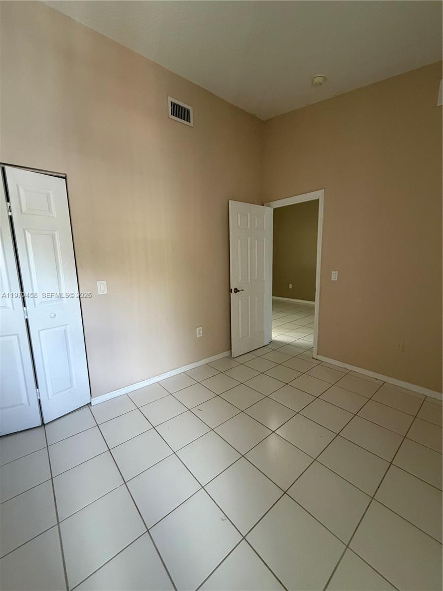 COVE AT BRIAR BAY CONDO - Residential