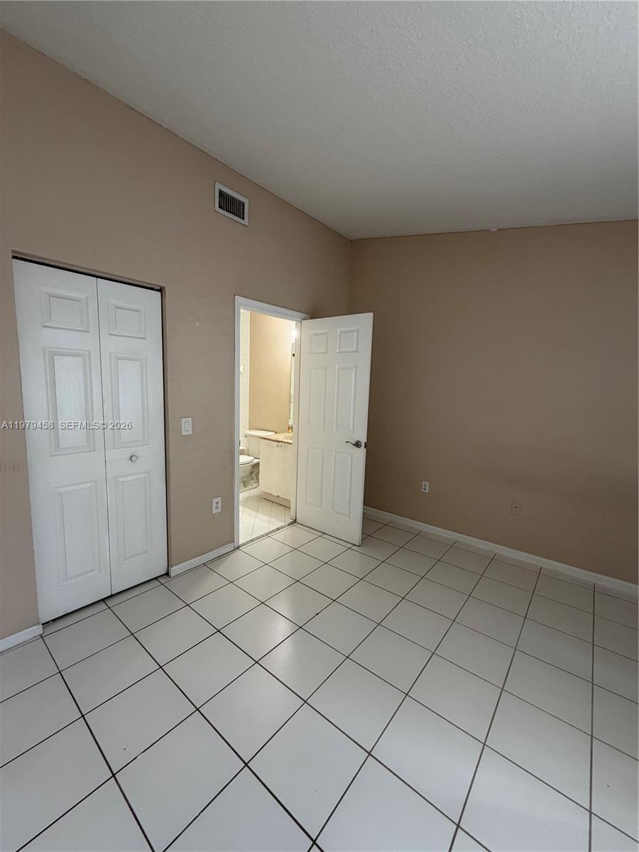 COVE AT BRIAR BAY CONDO - Residential