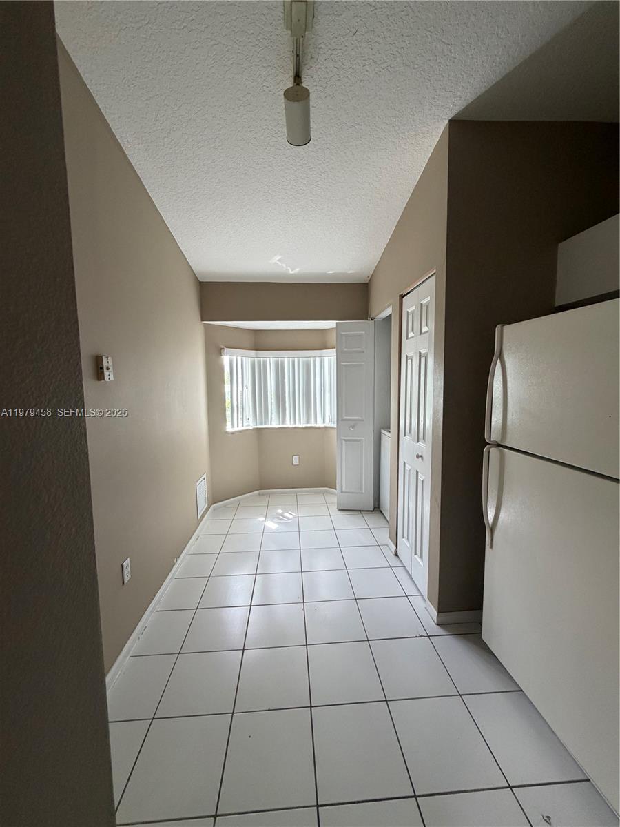 COVE AT BRIAR BAY CONDO - Residential