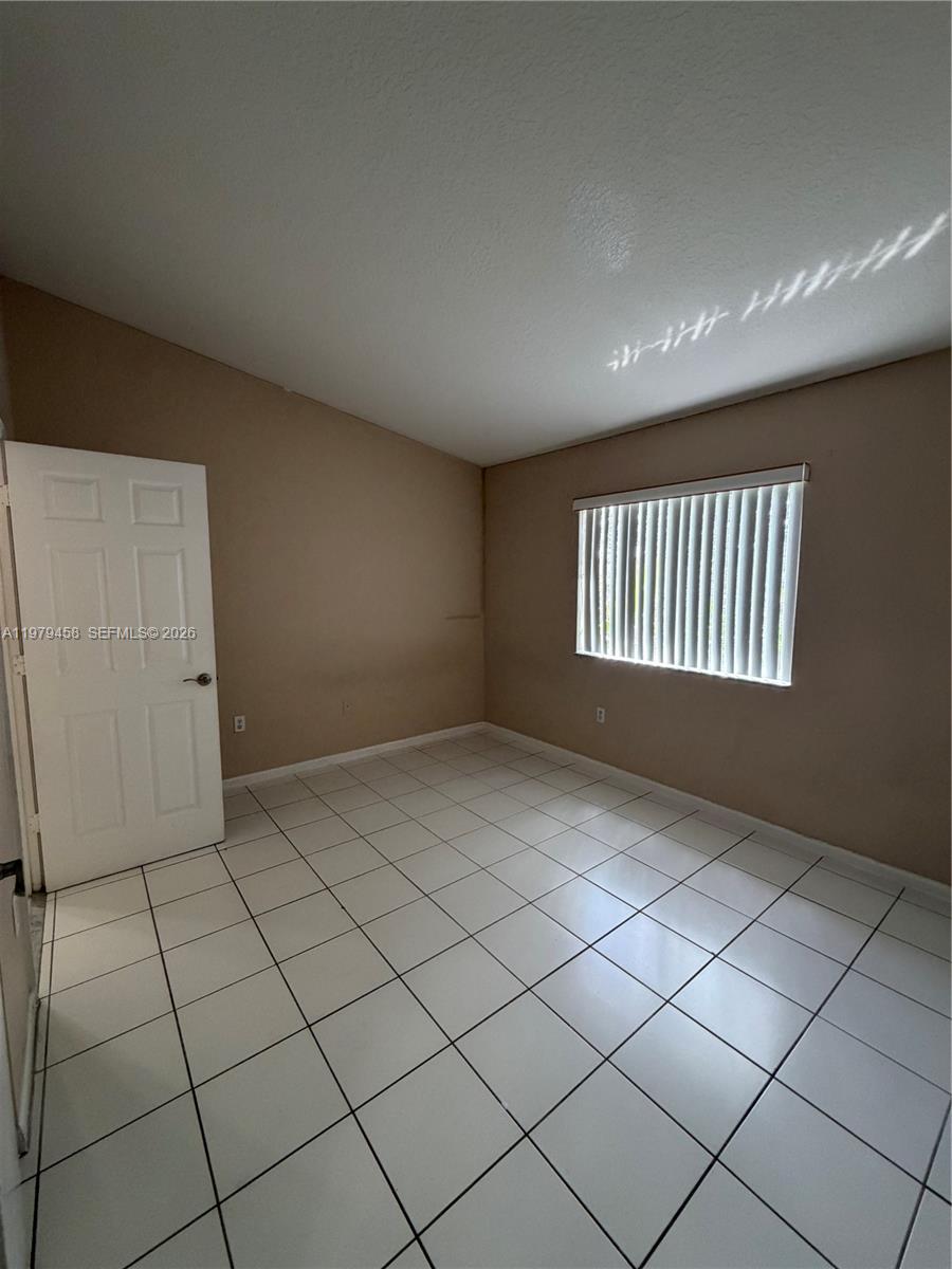 COVE AT BRIAR BAY CONDO - Residential