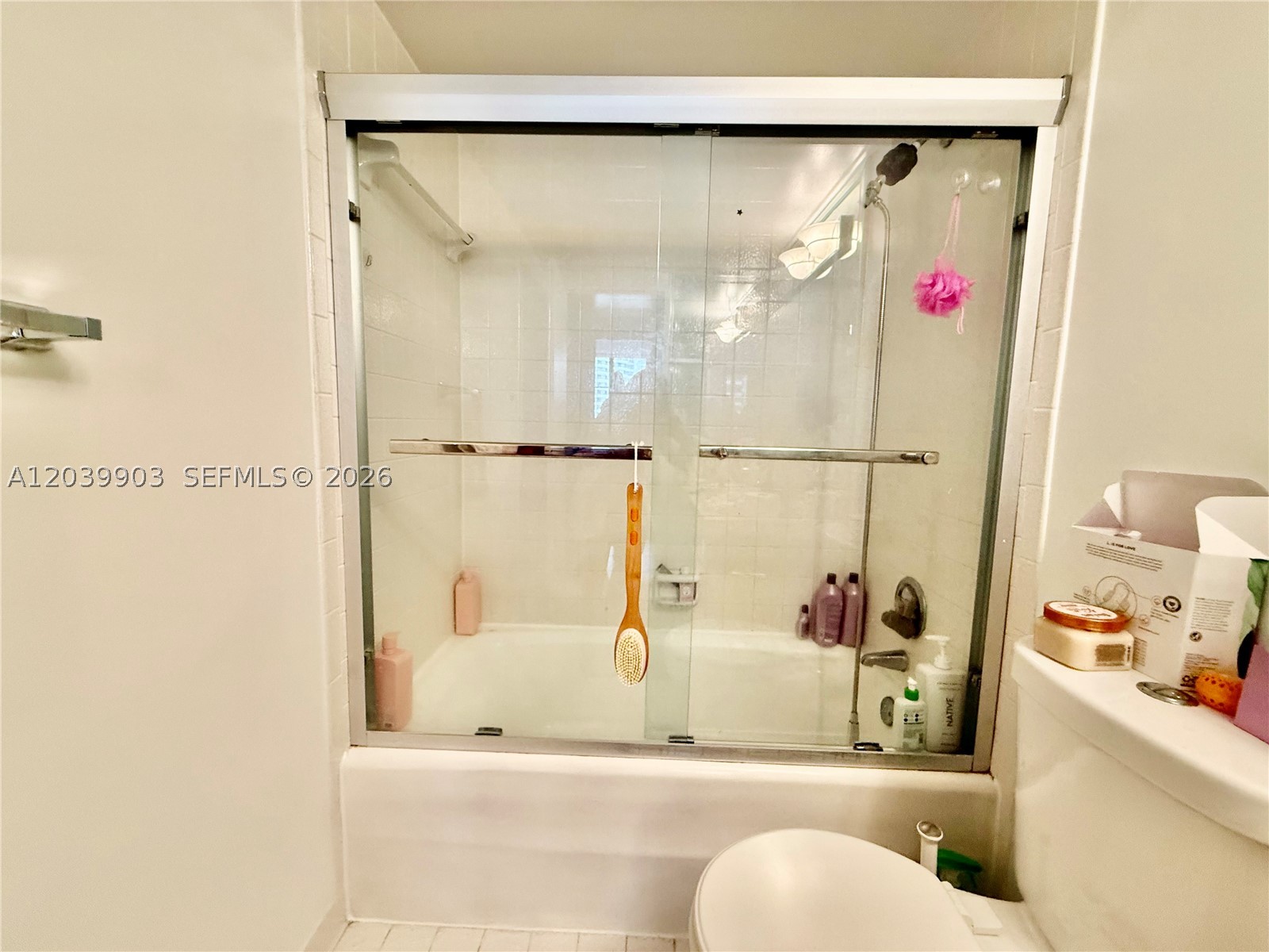OLYMPUS CONDO PHASE - Residential
