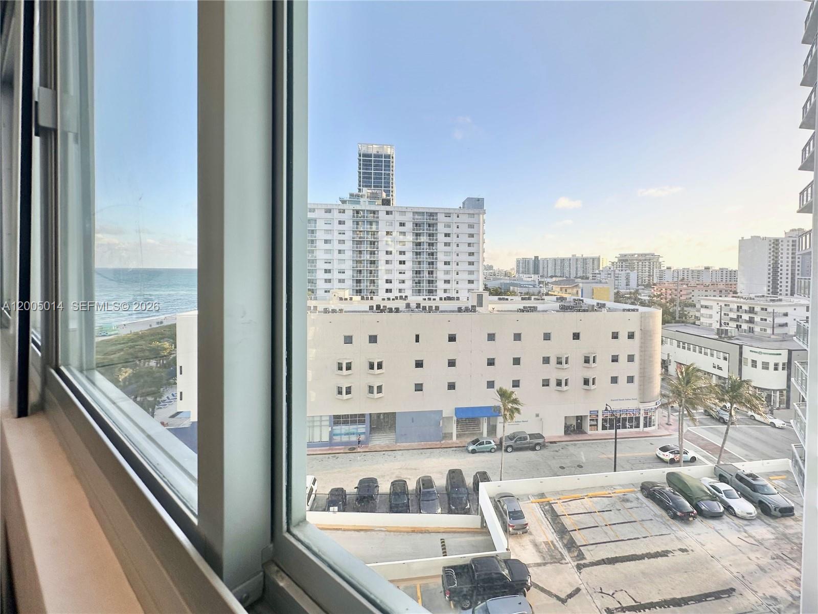 BURLEIGH HOUSE CONDO - Residential