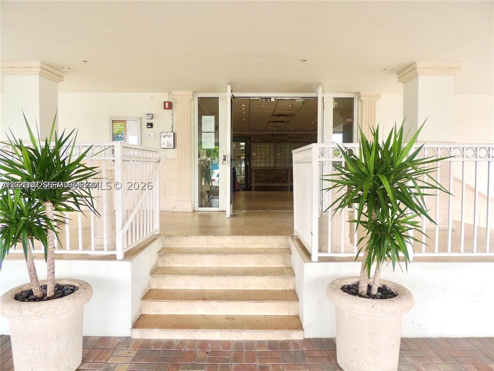 CARIBBEAN TOWERS CONDO - Residential