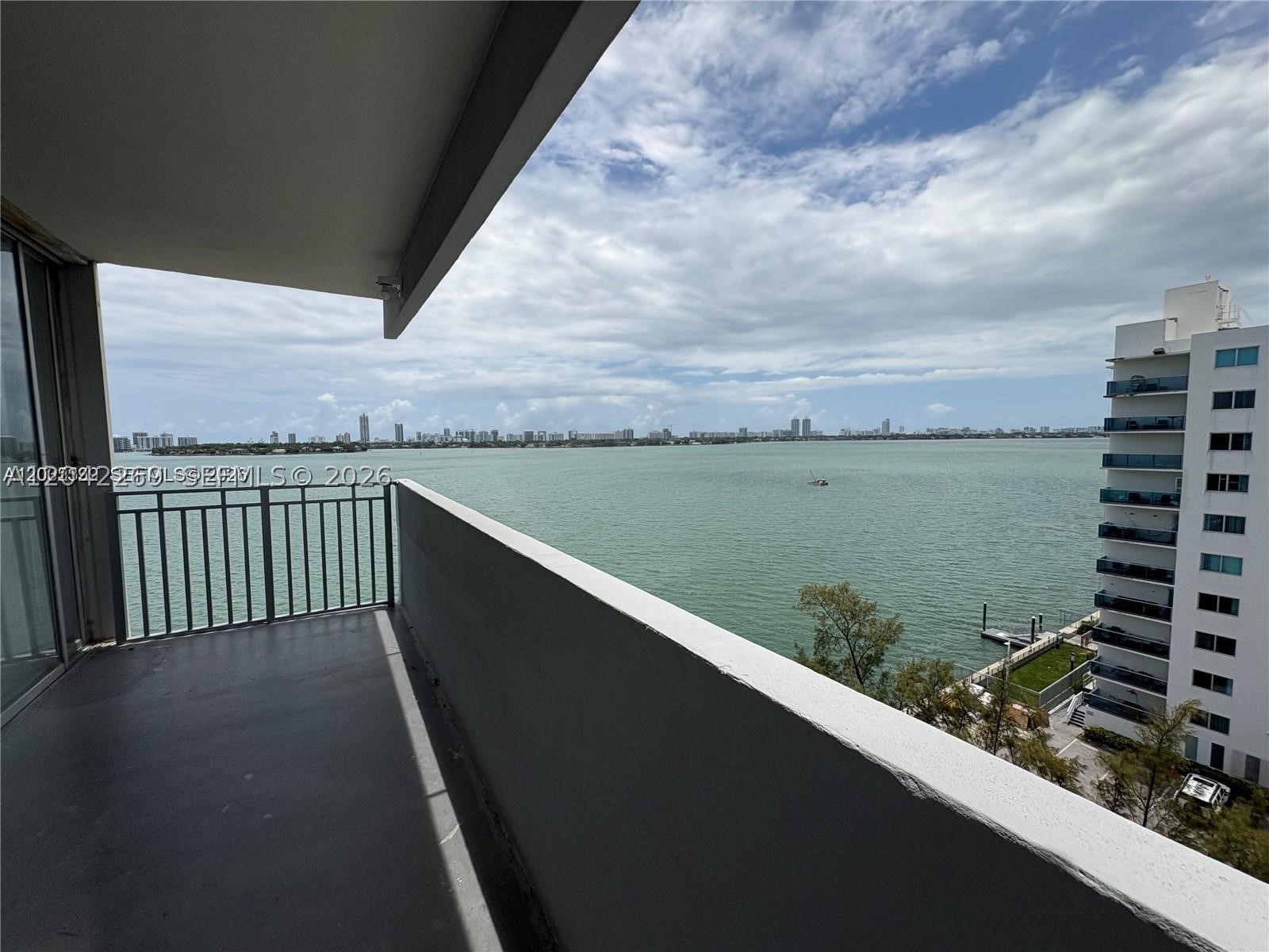 CARIBBEAN TOWERS CONDO - Residential