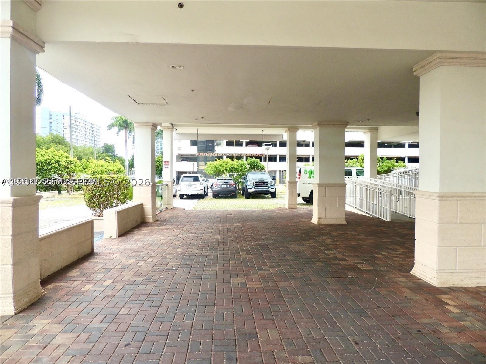 CARIBBEAN TOWERS CONDO - Residential