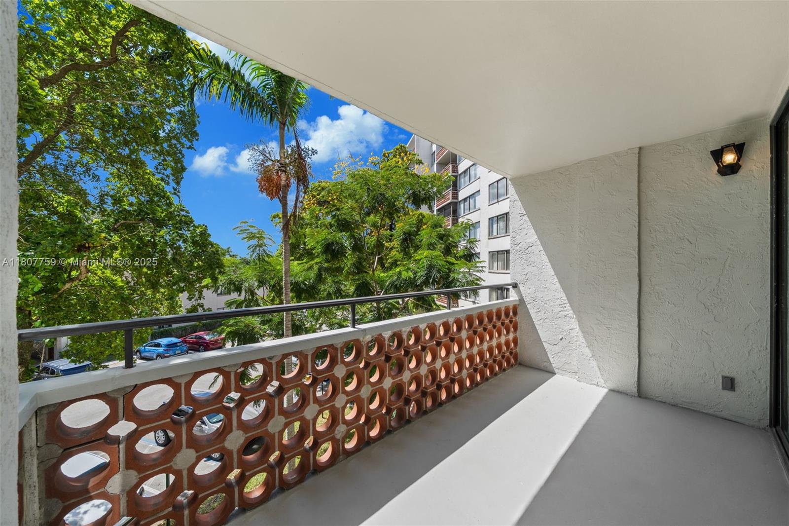 INVERRARY GARDENS CONDO I - Residential