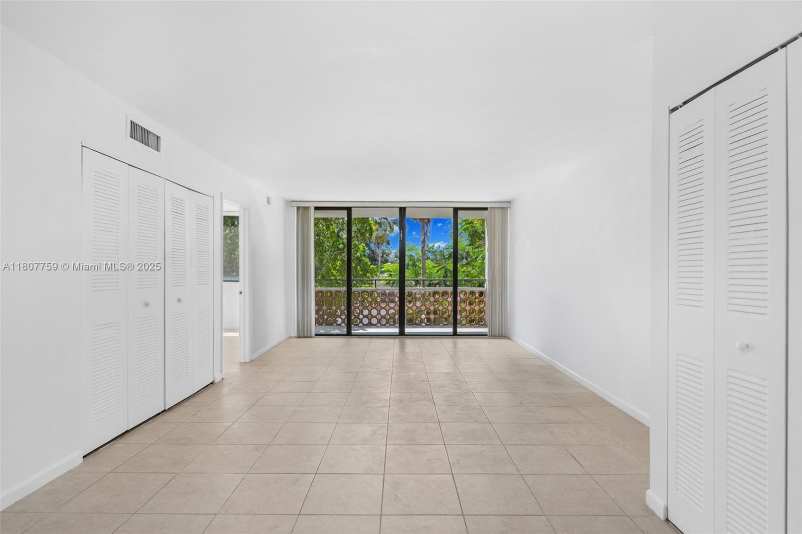 INVERRARY GARDENS CONDO I - Residential