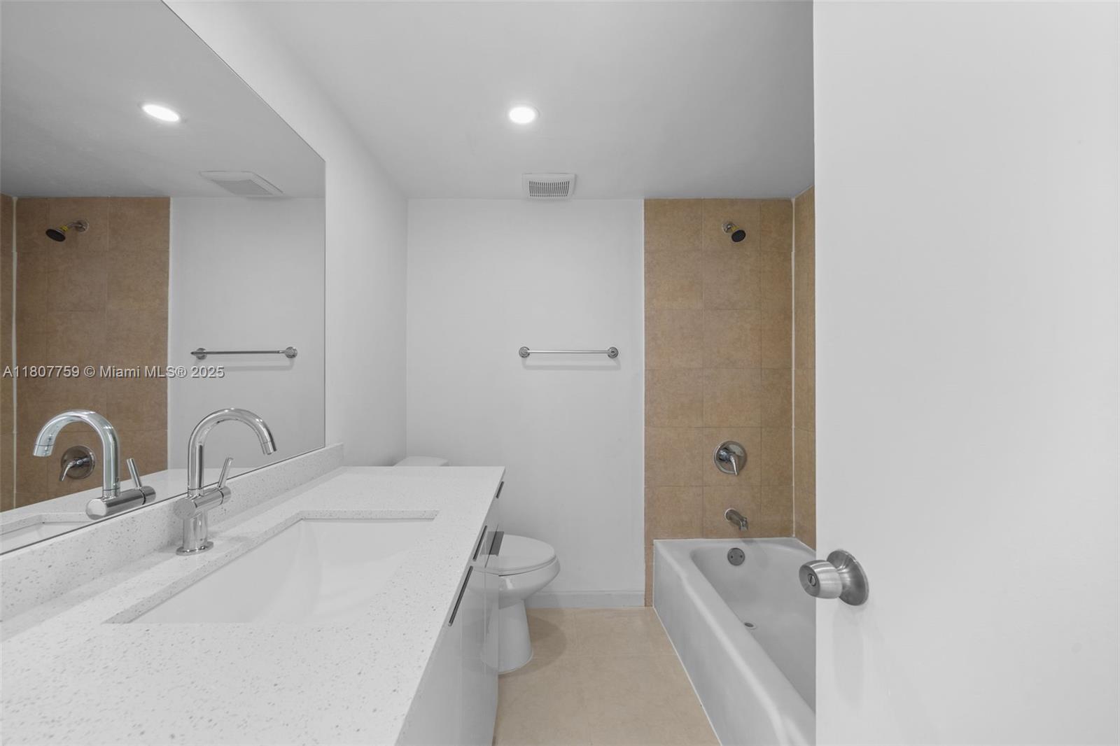 INVERRARY GARDENS CONDO I - Residential