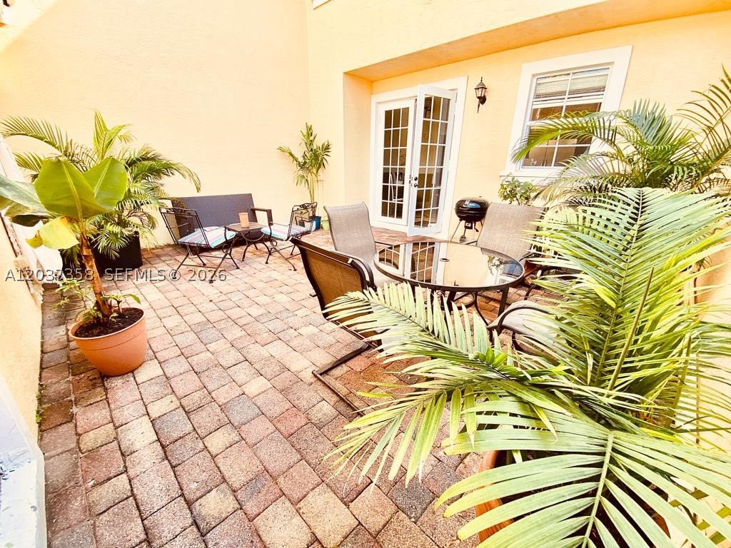 CANTERBURY PLACE - Residential