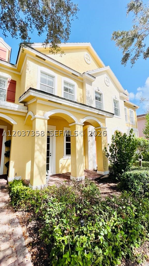 CANTERBURY PLACE - Residential