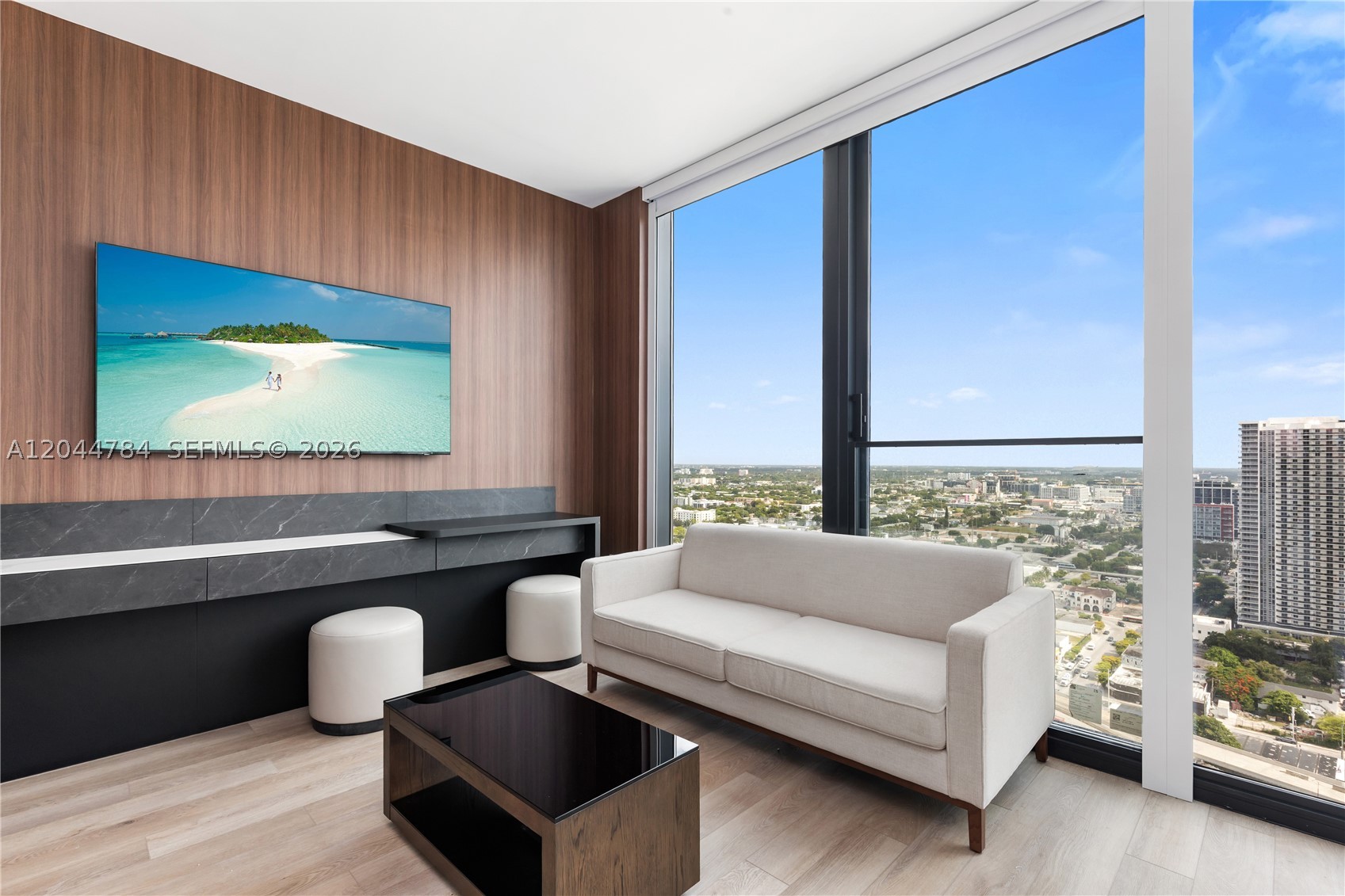 E11EVEN Residences Miami - Residential