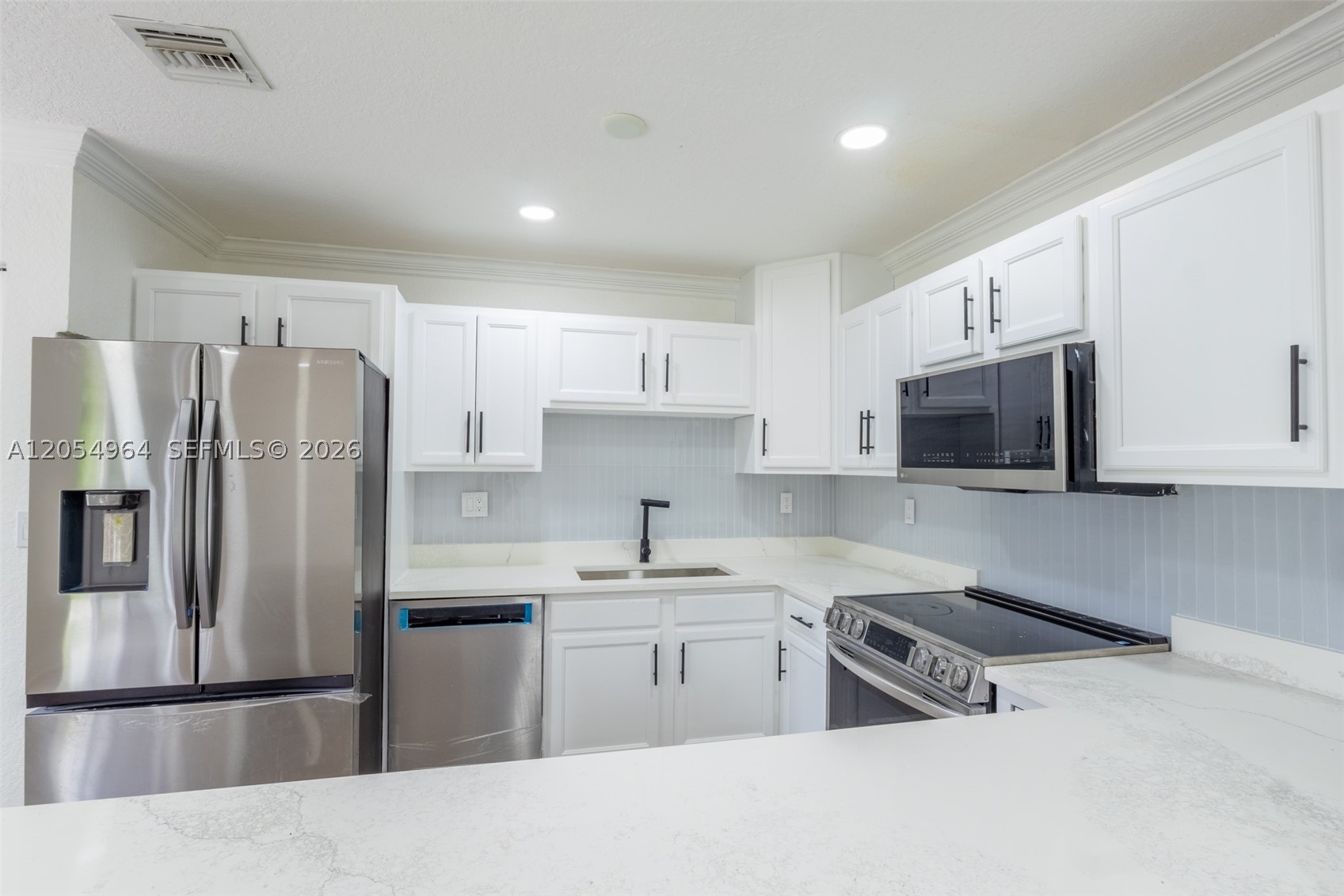 BISC GARDENS SEC A - Residential Lease