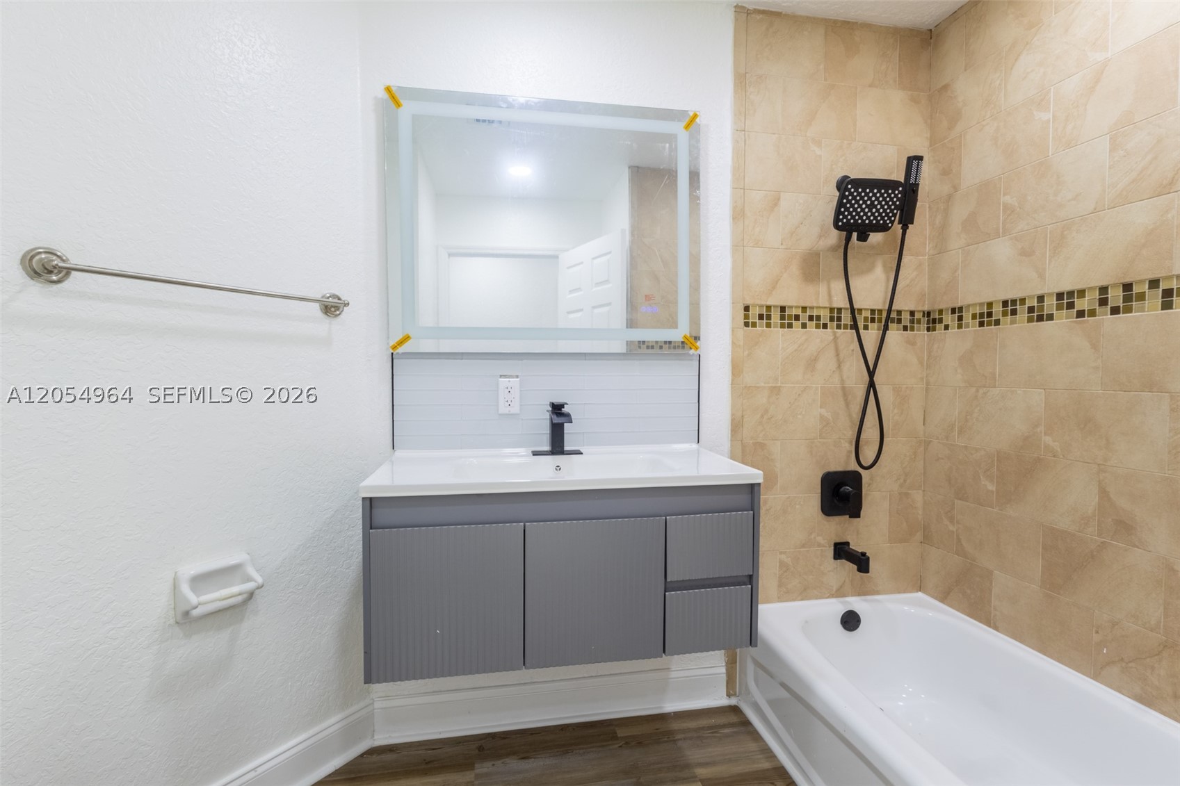BISC GARDENS SEC A - Residential Lease