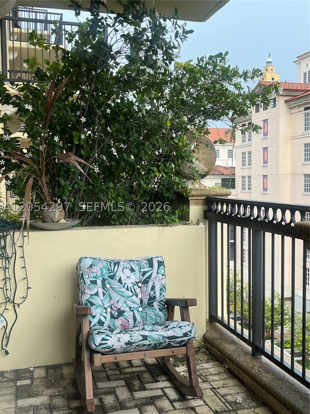 55 MERRICK CONDO - Residential Lease