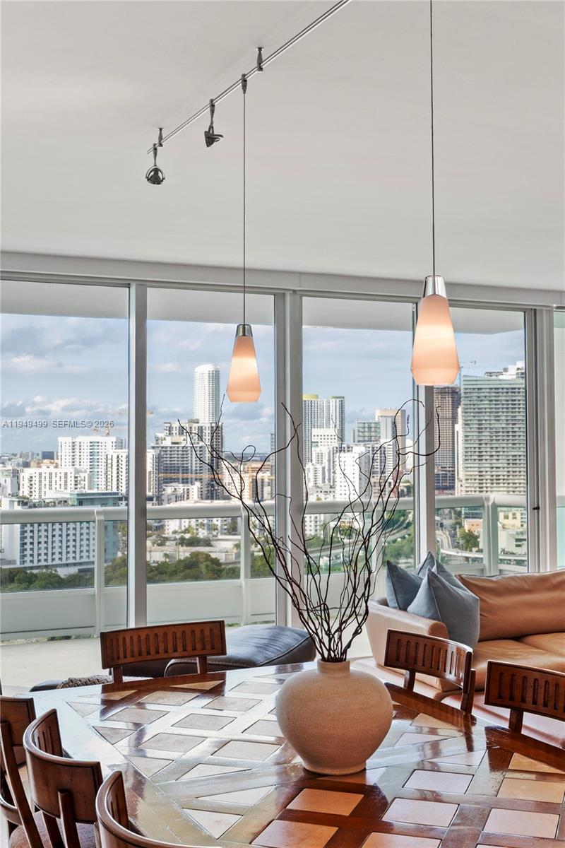 SANTA MARIA CONDO - Residential