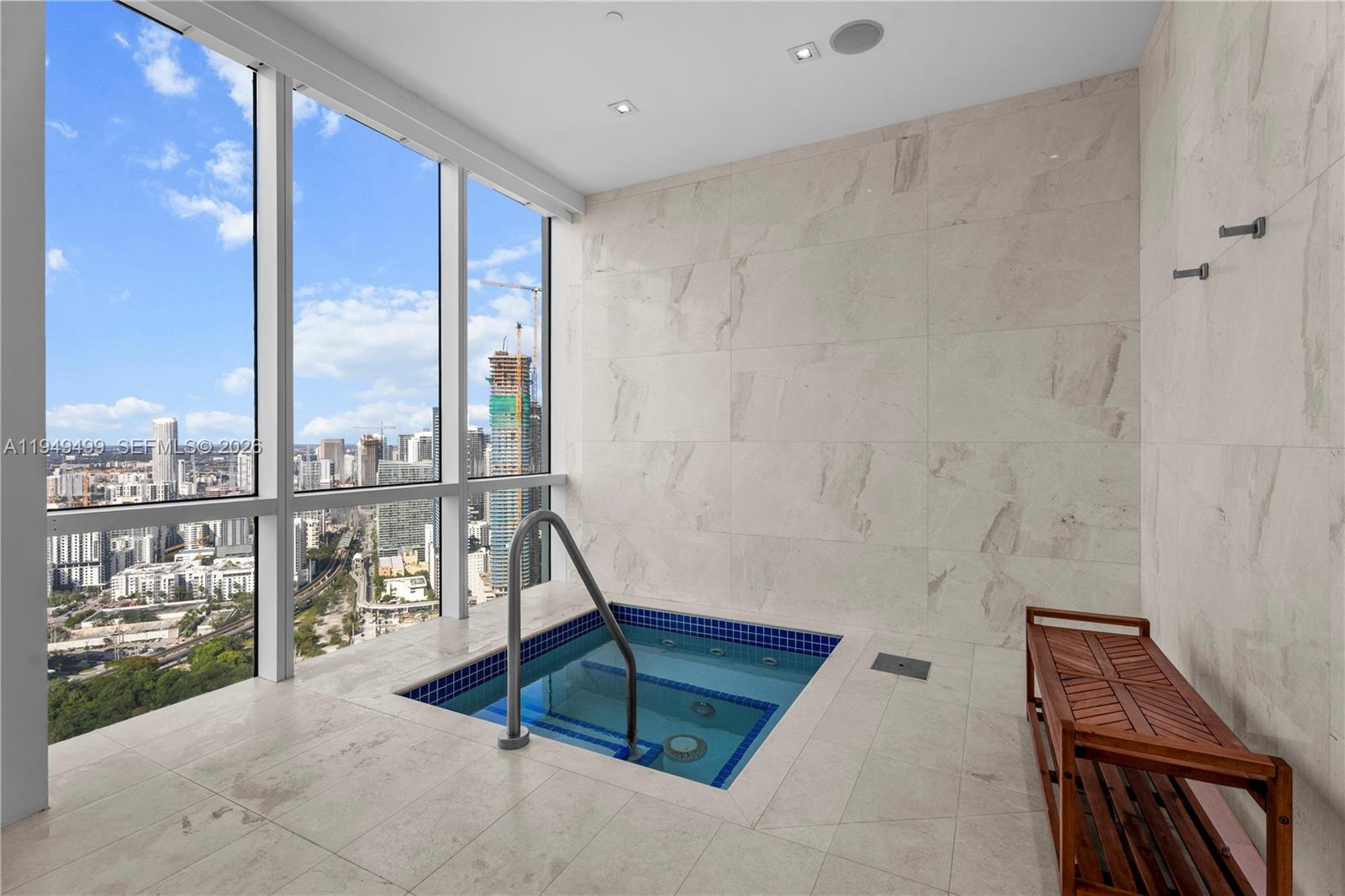 SANTA MARIA CONDO - Residential