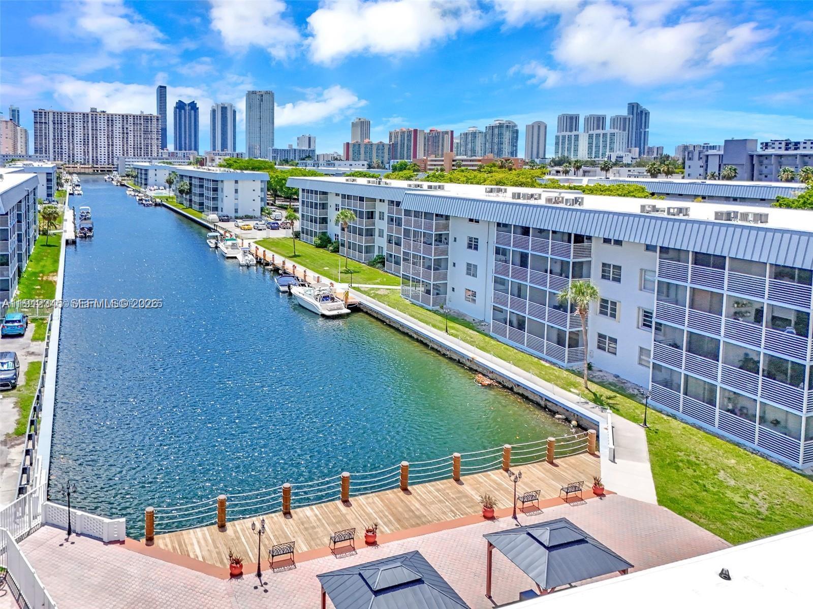 EDEN ISLES CONDO PART 1 - Residential