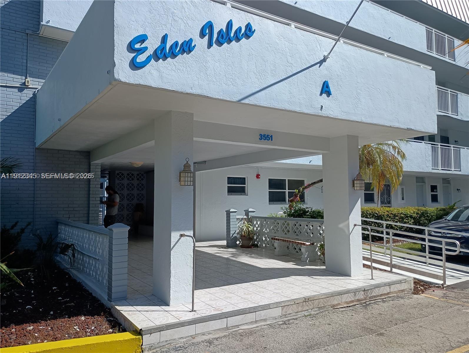 EDEN ISLES CONDO PART 1 - Residential