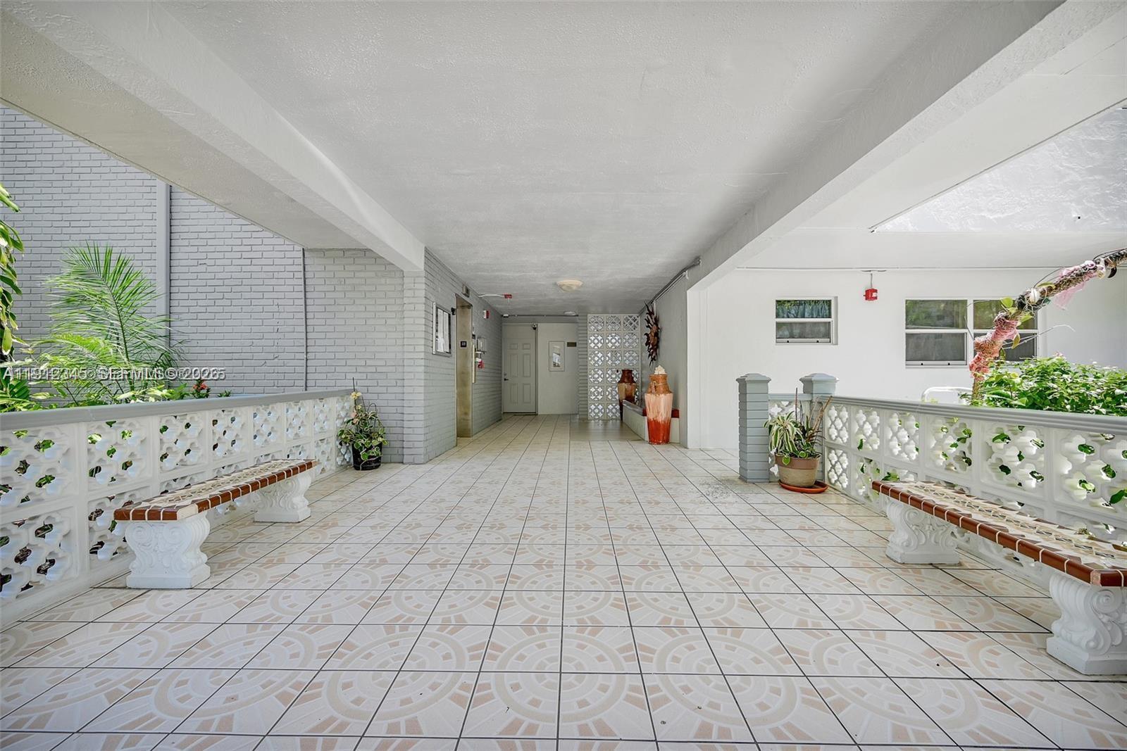 EDEN ISLES CONDO PART 1 - Residential