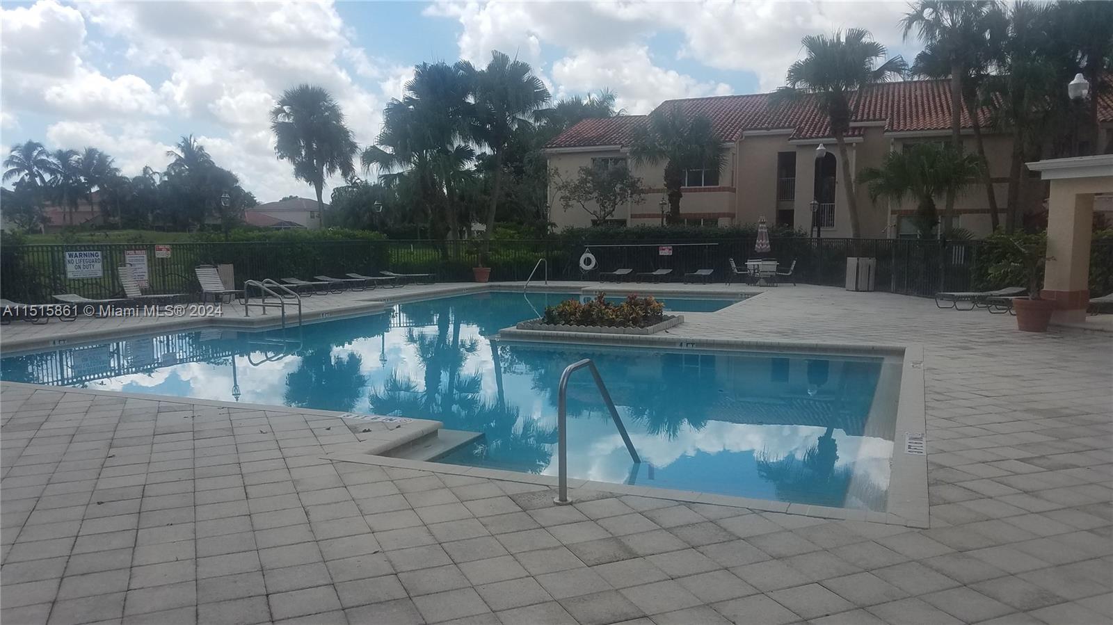 CORAL KEY CONDO - Residential Lease