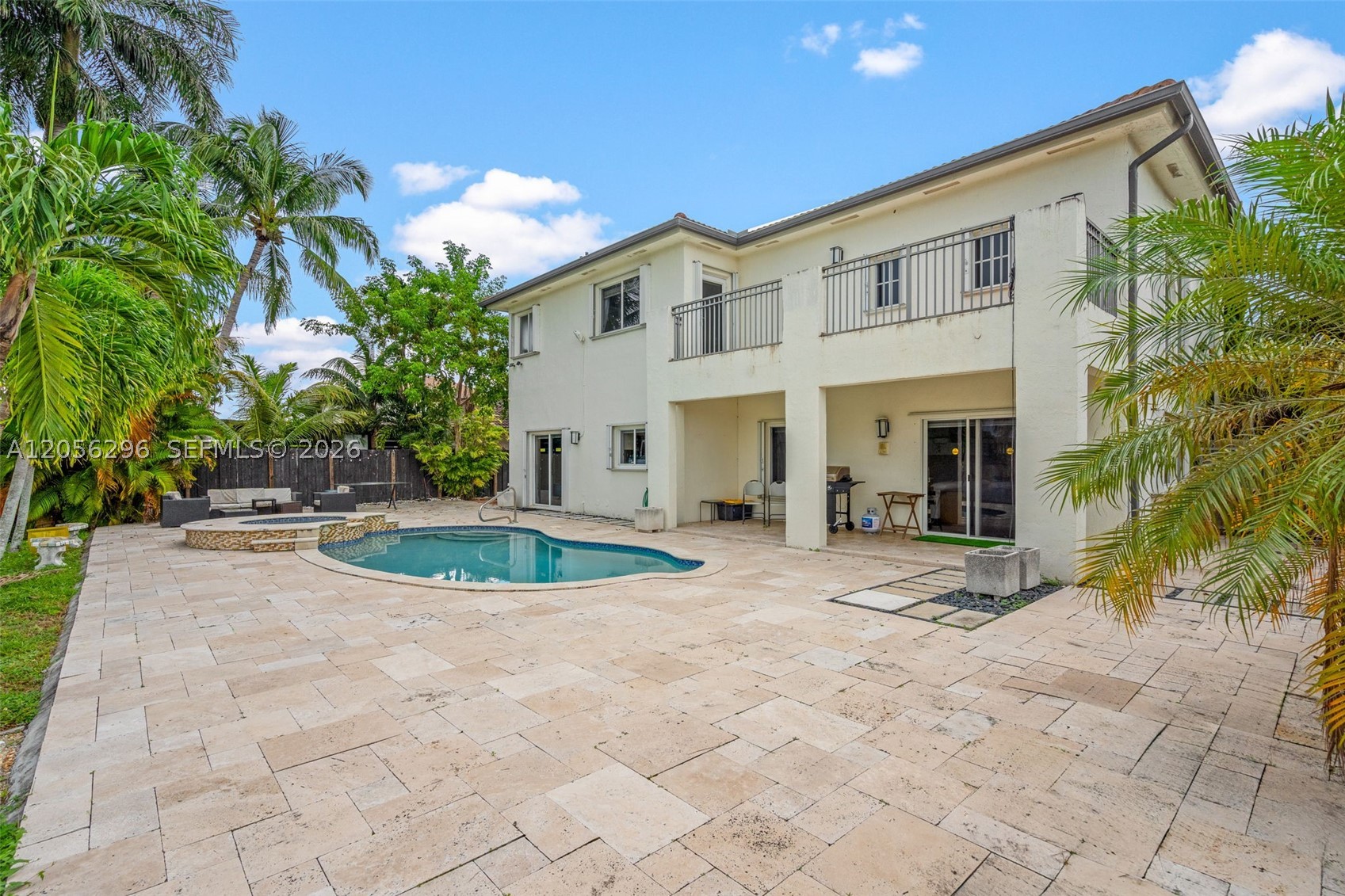 KAYLA S PLACE - Residential Lease
