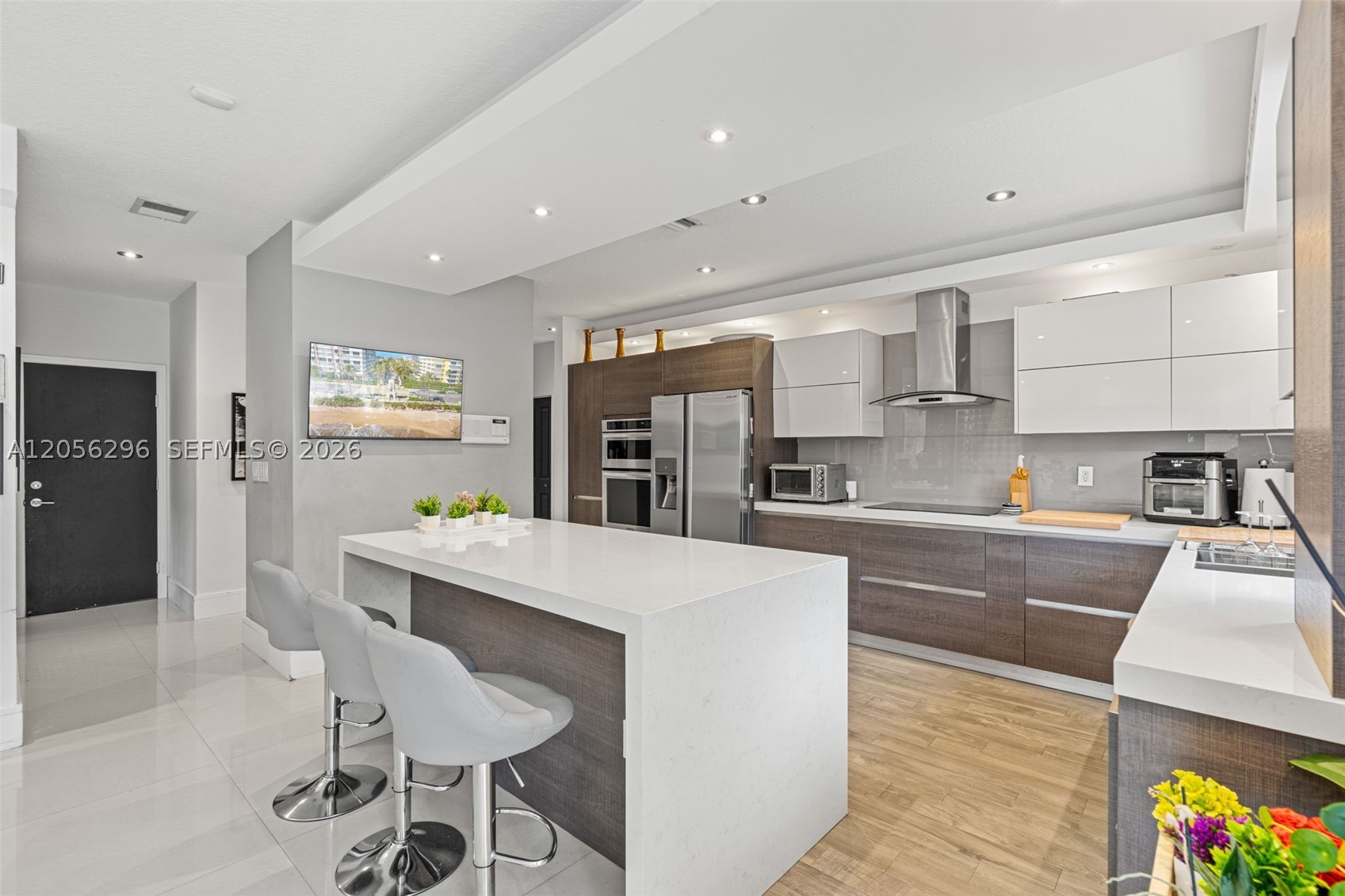 KAYLA S PLACE - Residential Lease