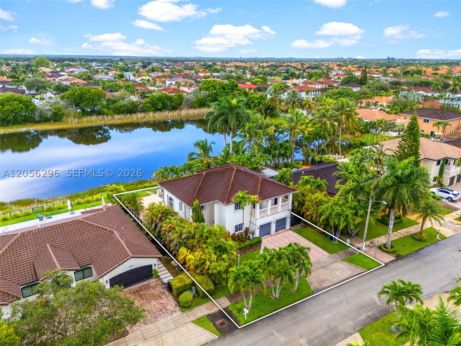 KAYLA S PLACE - Residential Lease