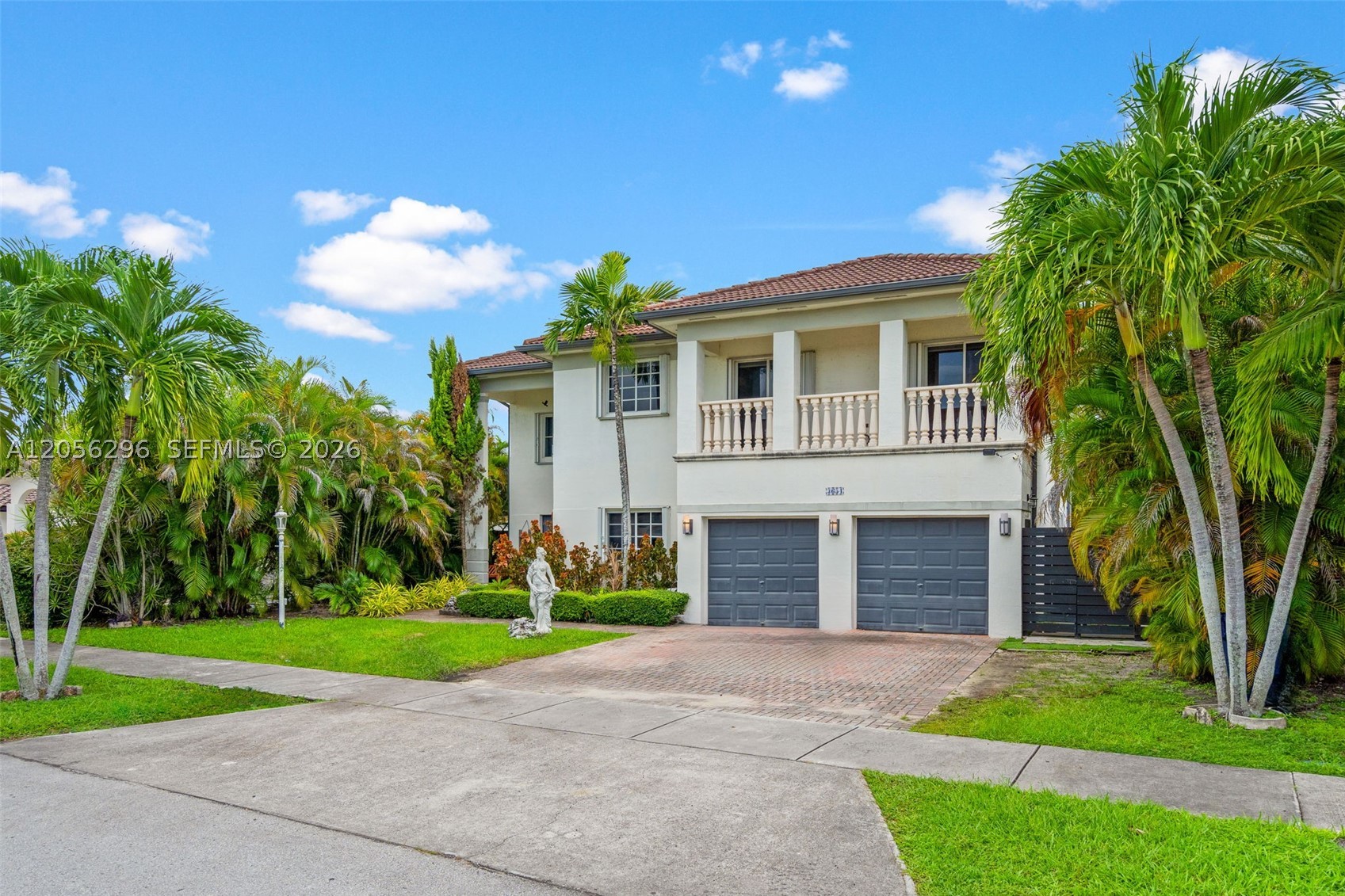 KAYLA S PLACE - Residential Lease