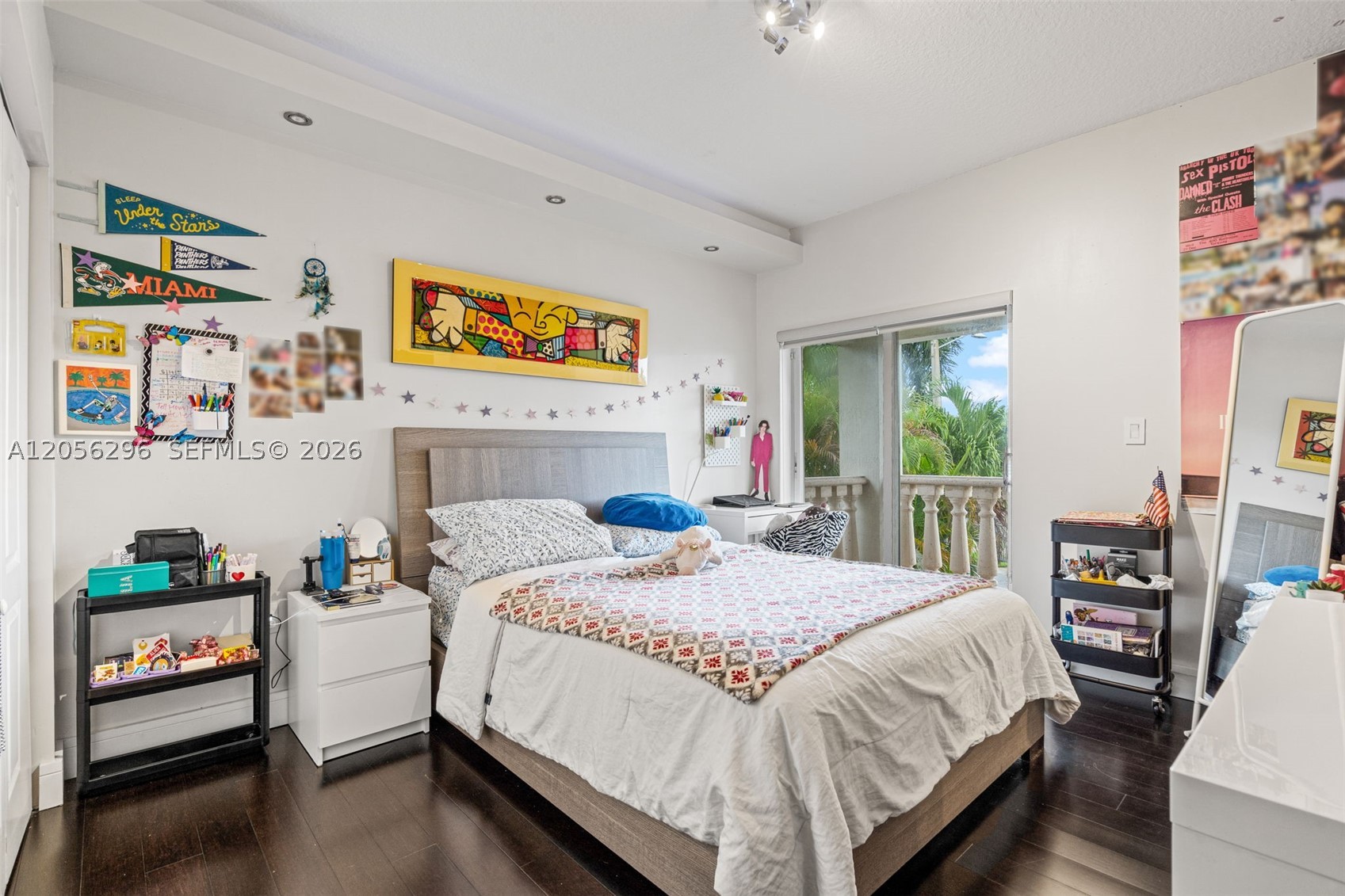 KAYLA S PLACE - Residential Lease