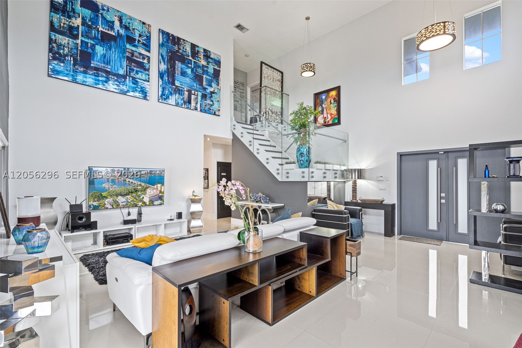 KAYLA S PLACE - Residential Lease