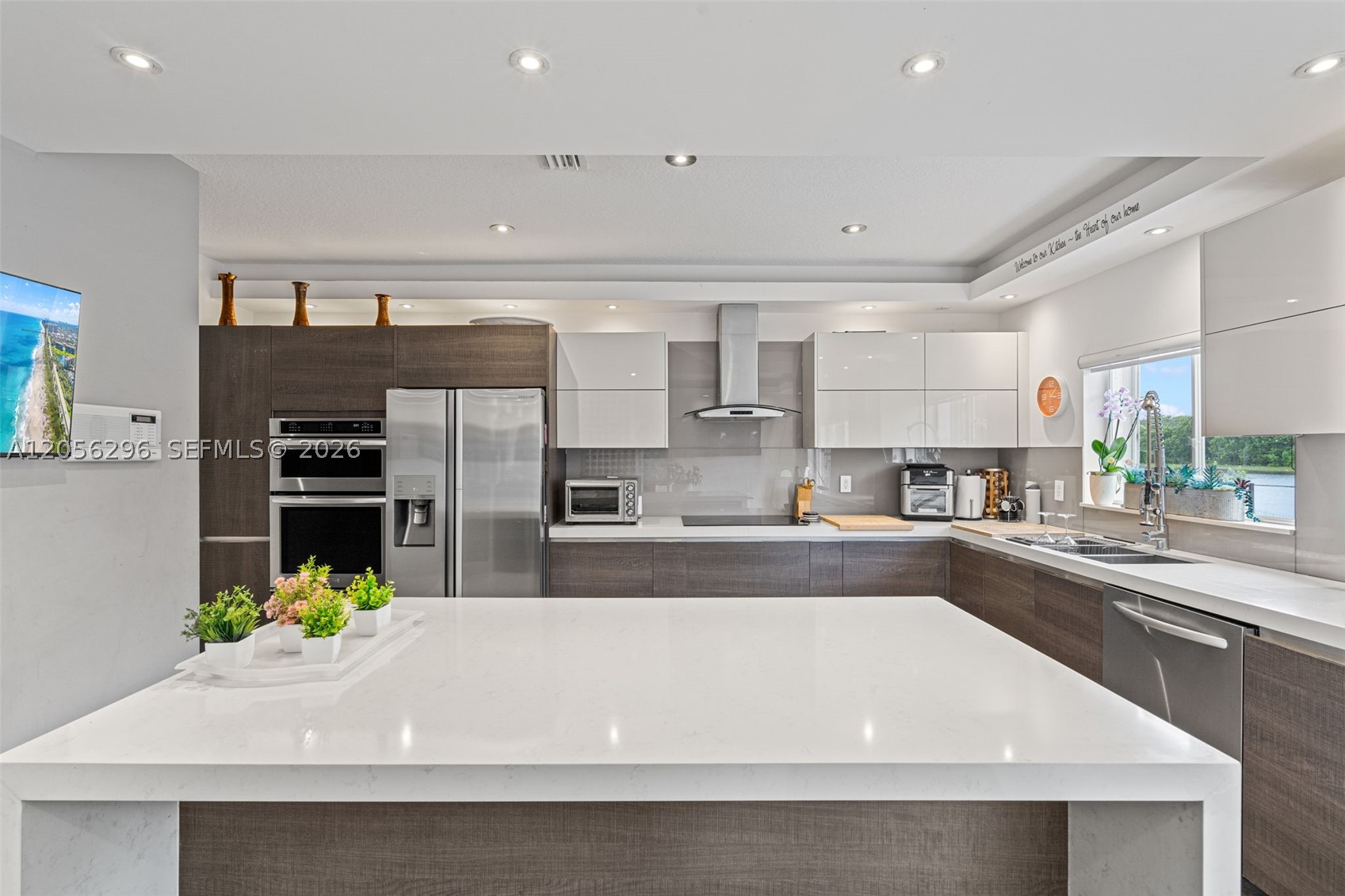 KAYLA S PLACE - Residential Lease