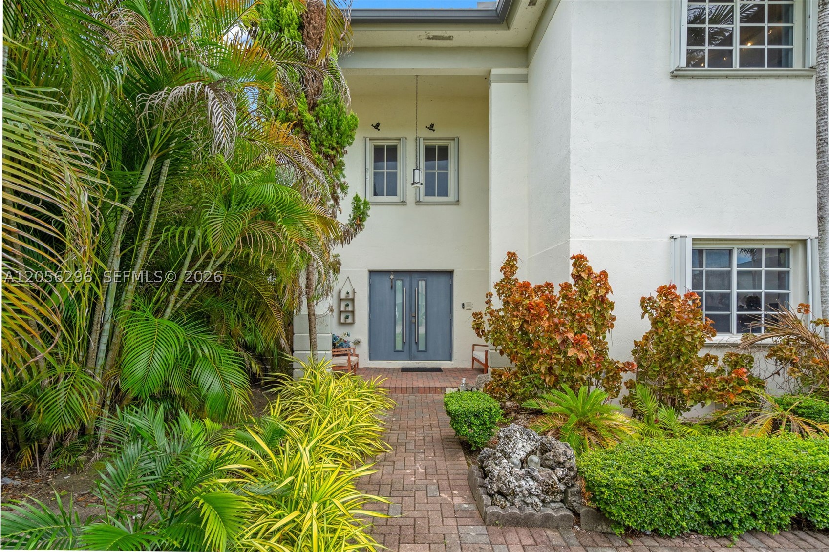 KAYLA S PLACE - Residential Lease