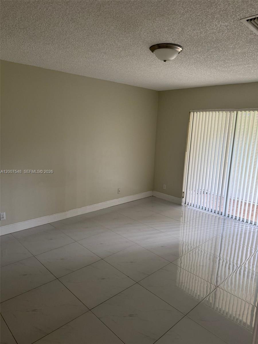 ROSEWOOD CONDO - Residential