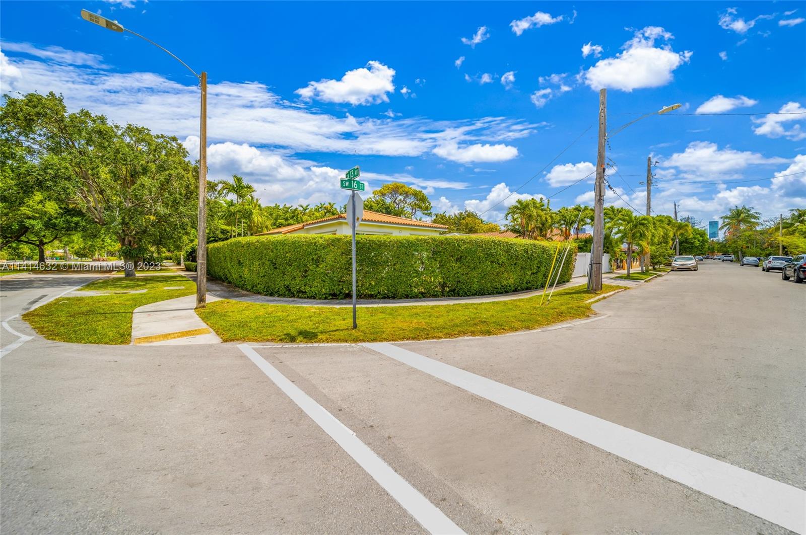 BRICKELL ESTATES - Residential Lease