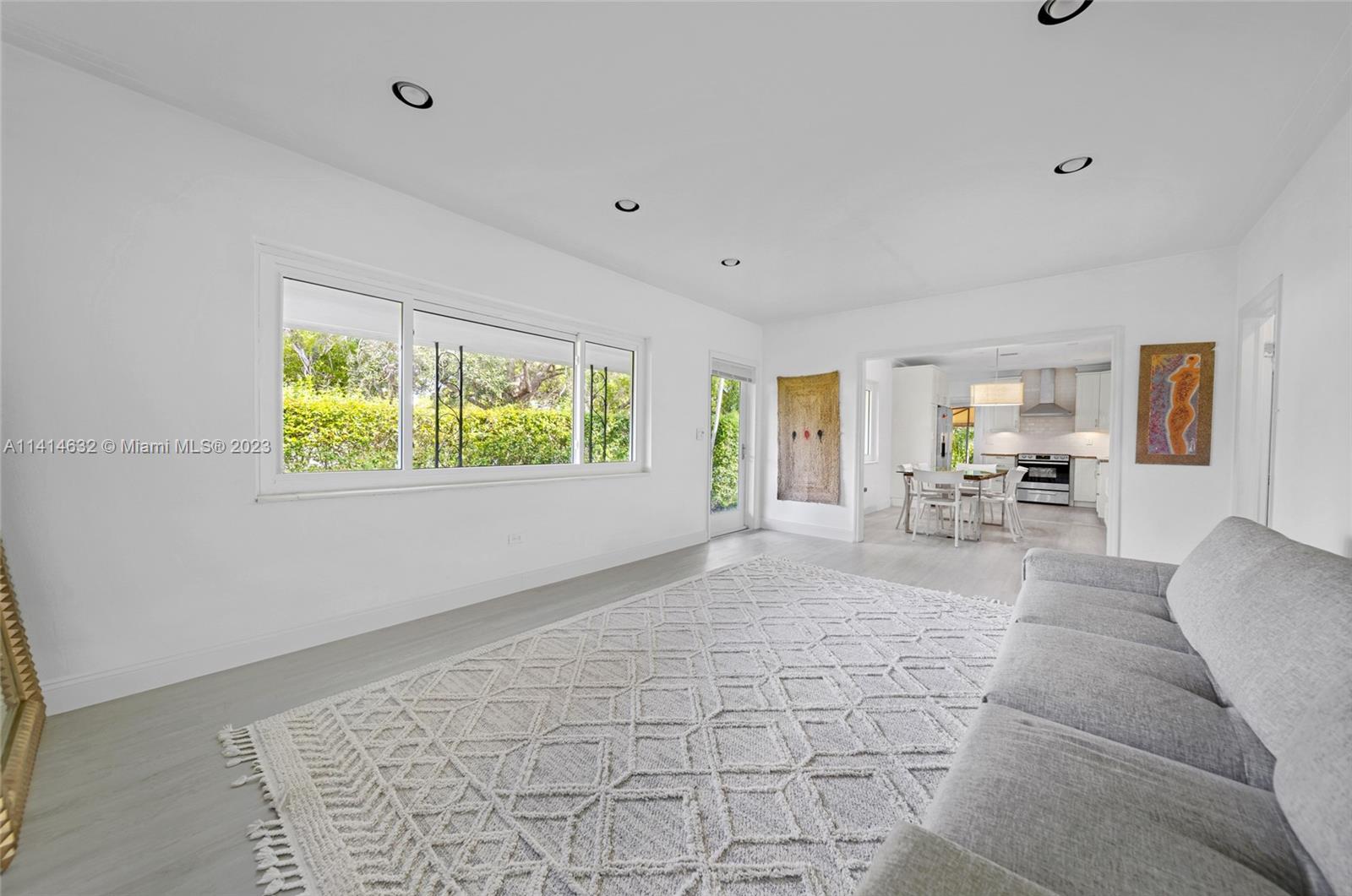 BRICKELL ESTATES - Residential Lease