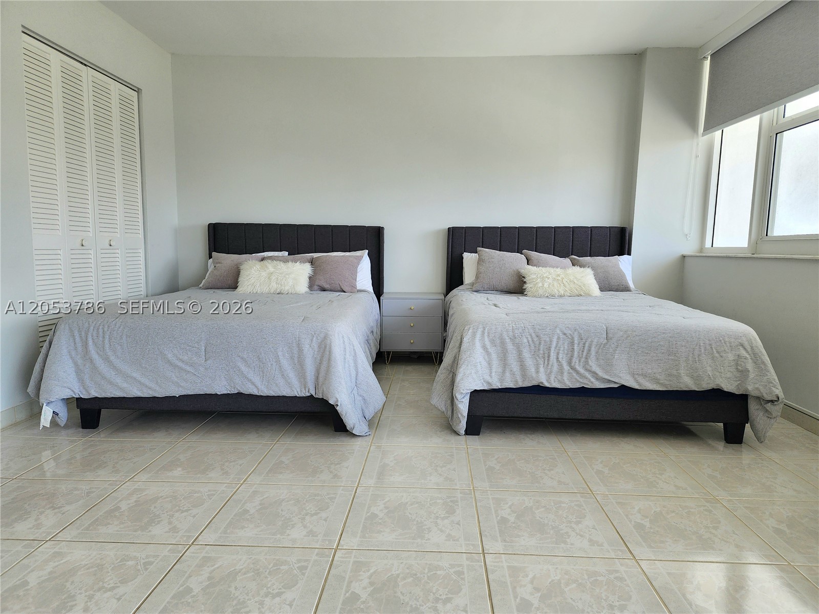 PARKER PLAZA CONDO ESTATE - Residential