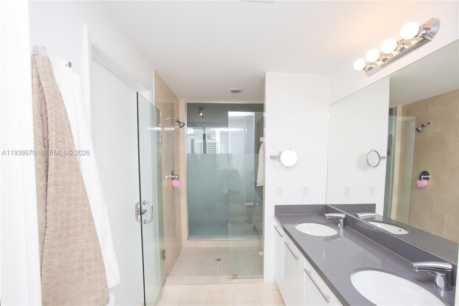 IVY CONDO - Residential Lease