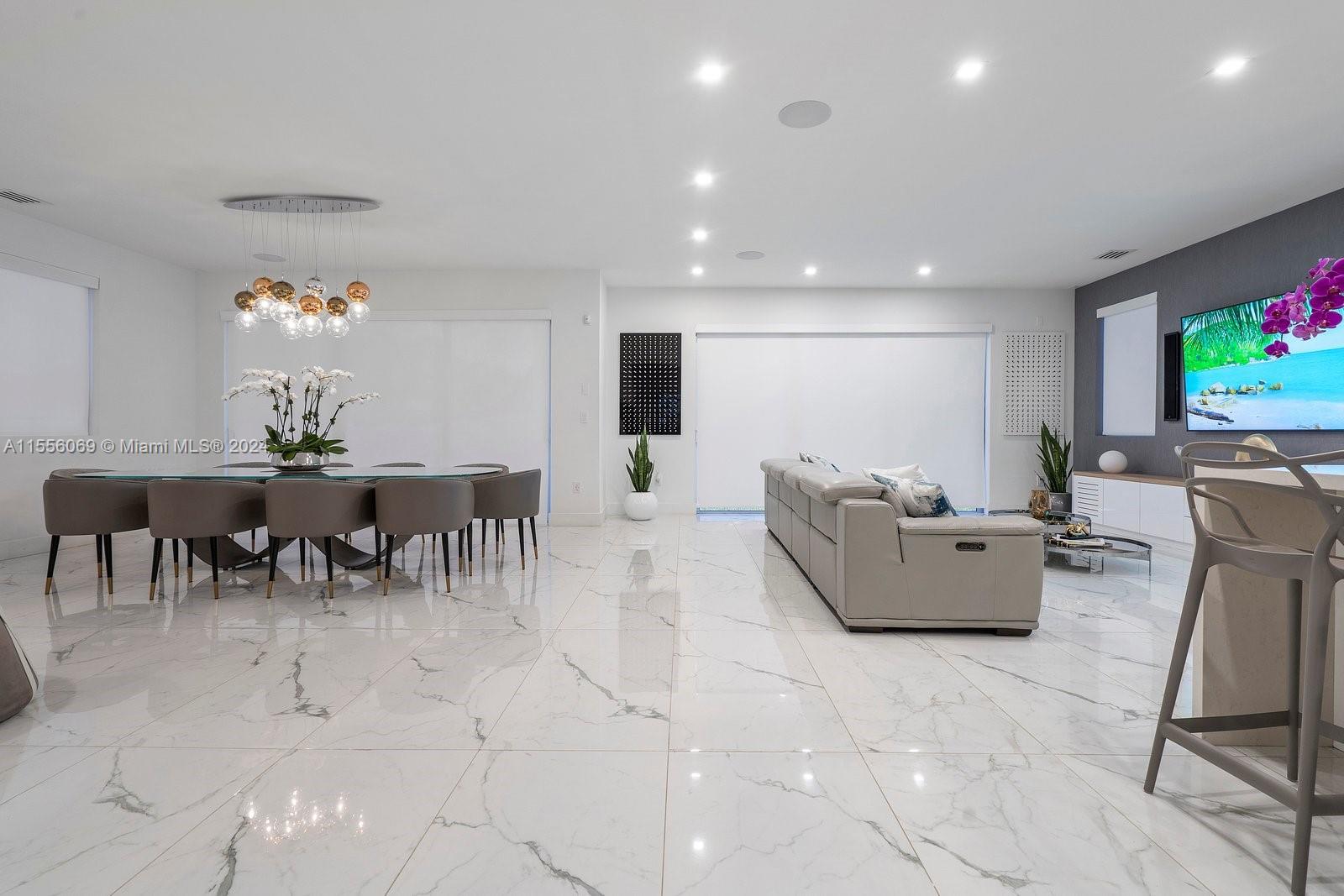 DORAL COMMONS RESIDENTIAL - Residential