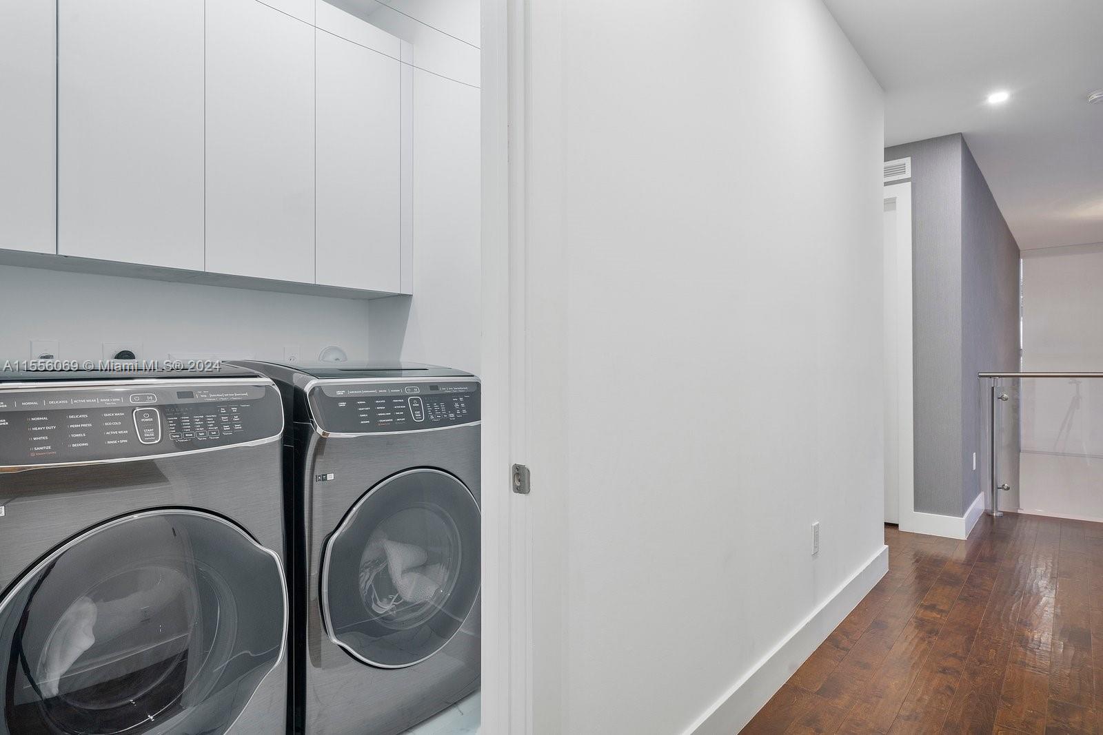DORAL COMMONS RESIDENTIAL - Residential