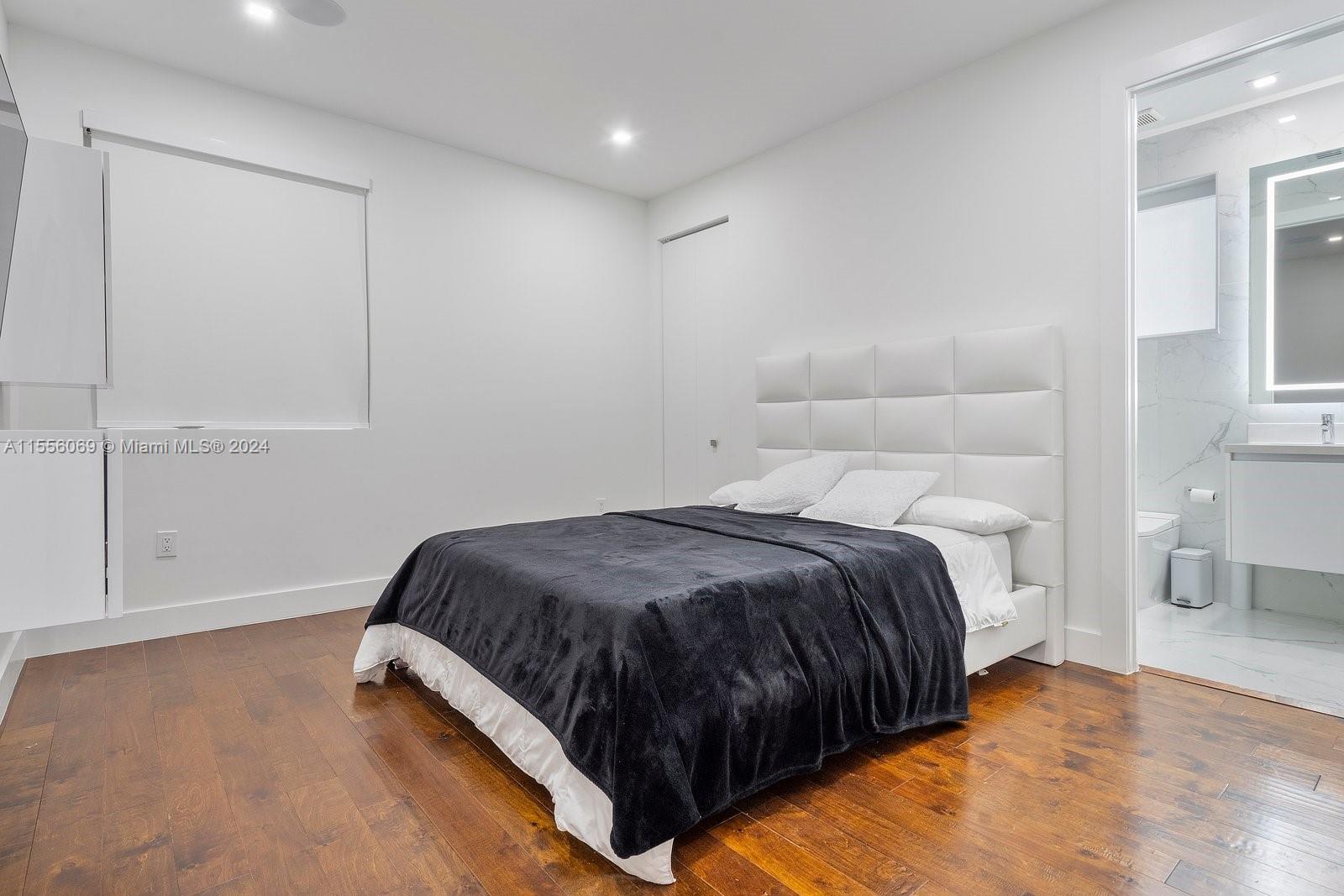 DORAL COMMONS RESIDENTIAL - Residential